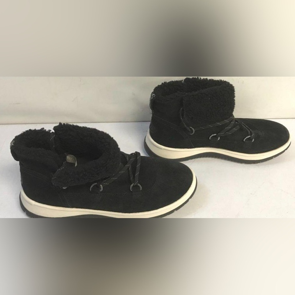 🛑 1 hour sale. UGG, Black S/n 1143836 Lakesider Heritage Lace Boots Size 8.5 - Picture 6 of 9